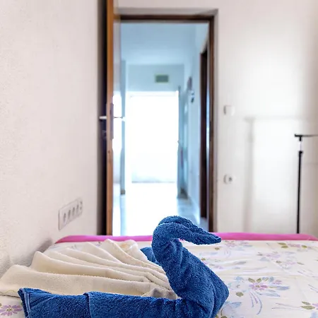 Apartment Anamaria Pag Town