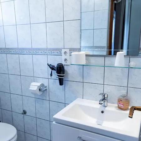 Anamaria Apartman Pag Town